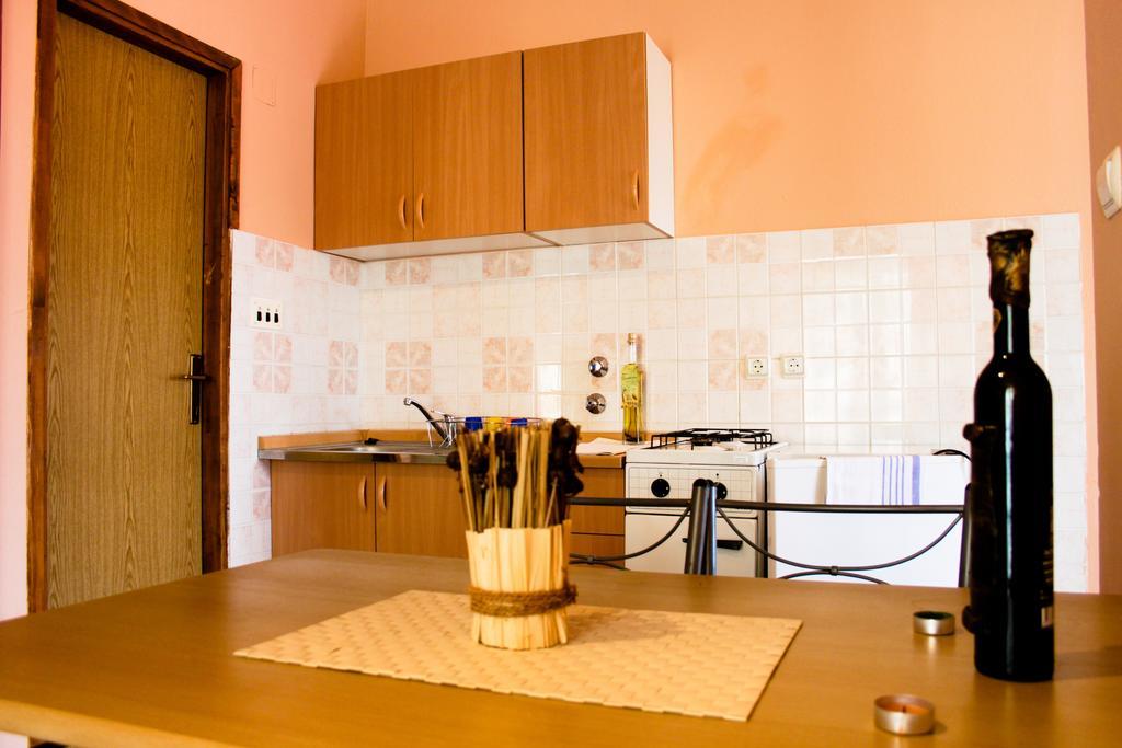 Apartments Niko Трогир Номер фото
