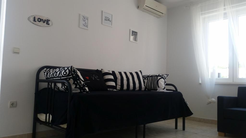 Apartments Niko Трогир Экстерьер фото