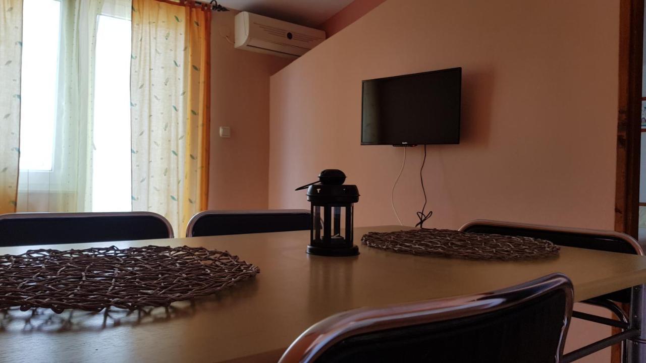 Apartments Niko Трогир Экстерьер фото